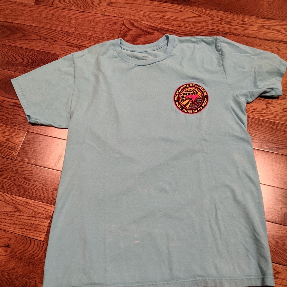 Too small - Picture 2 of 2